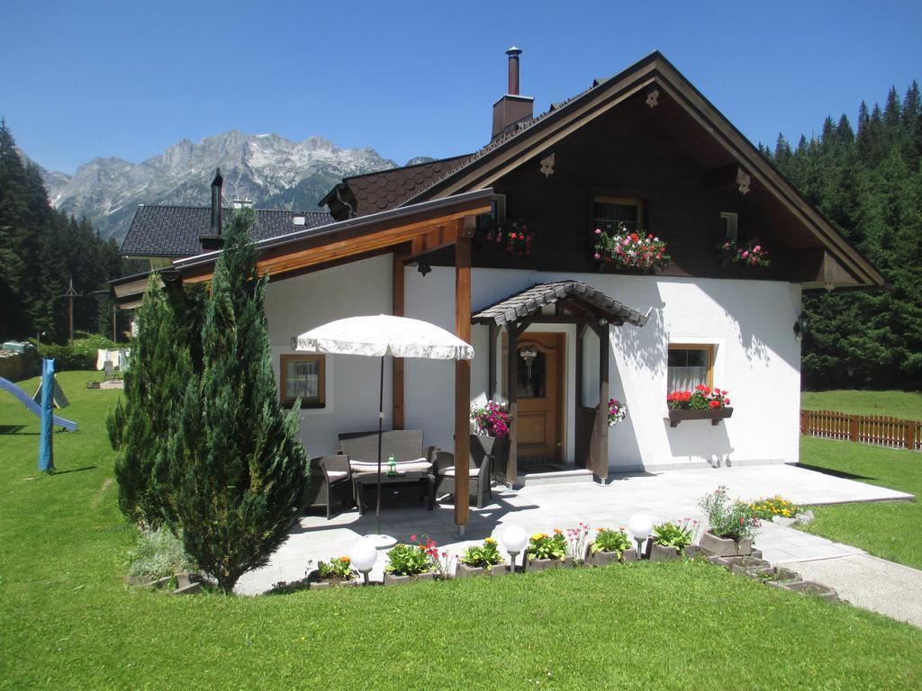 לונגוץ Ferienhaus Schwarzenbacher חדר תמונה