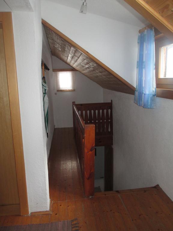 לונגוץ Ferienhaus Schwarzenbacher חדר תמונה